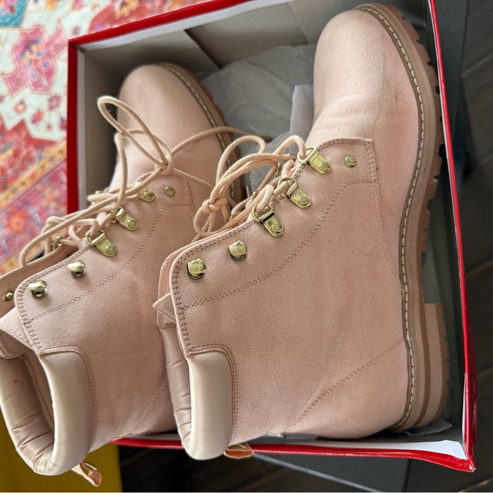 Women's Pink Guess Lace-Up Boots - Picture 1 of 9